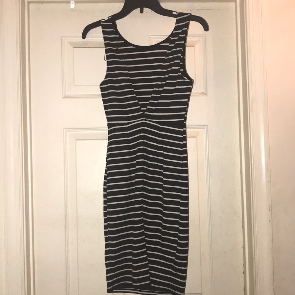 To knee stripped dress NEVER WORN